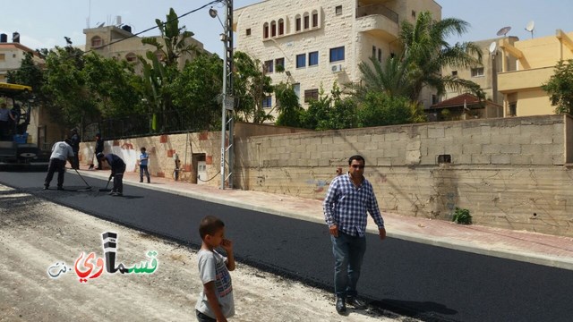  فيديو : من ايطاليا الى كفرقاسم ..رئيس البلدية المحامي عادل بدير يشرف على تزفيت الحي الجنوبي لمدرسة ابن خلدون 